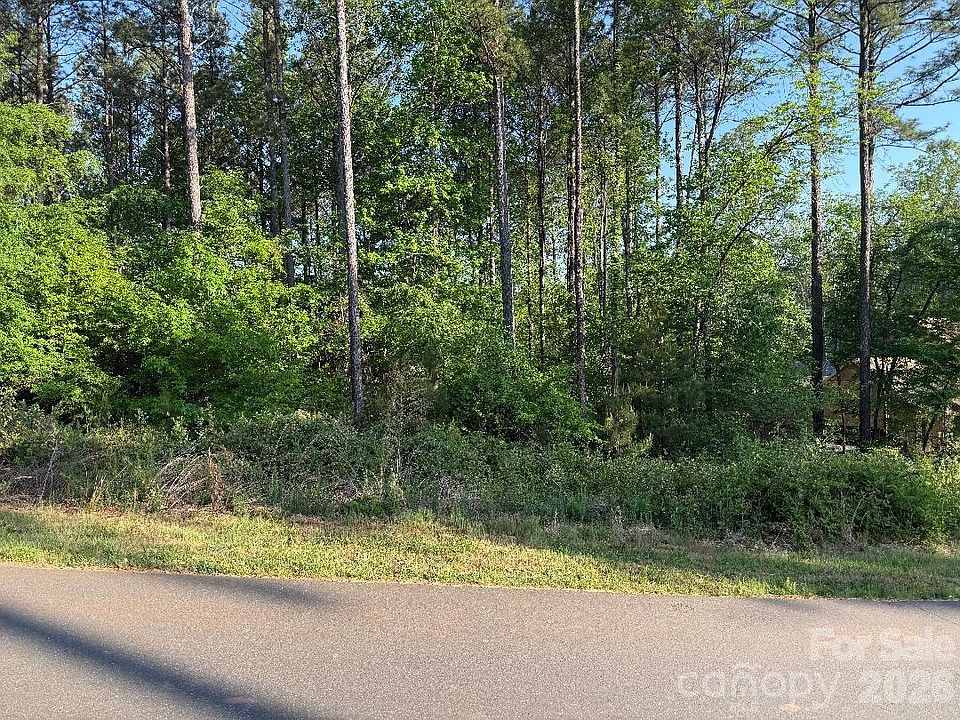 1st image of 3249 Sherman Dr