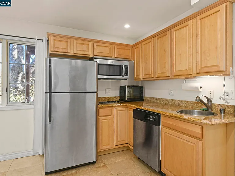 105A Alamo Ranch Rd — Photo 17