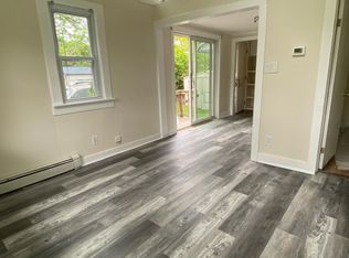 6 Knapp Rd, Mastic Beach, NY 11951