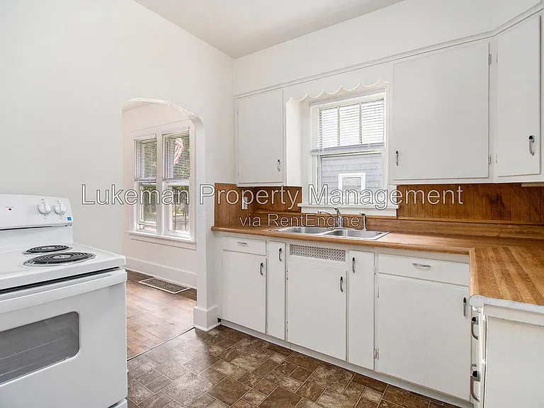 539 Gayle Ave — Photo 9