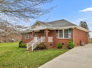 5 Boyd Ln, Fayetteville, TN 37334