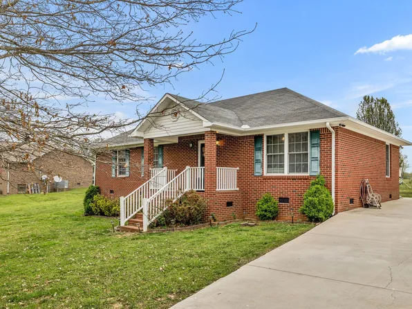 5 Boyd Ln, Fayetteville, TN 37334