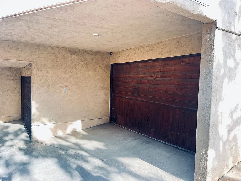 1121 Eureka St #1 — Photo 23