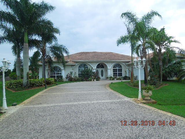 1st image of 2723 SE Eagle Dr