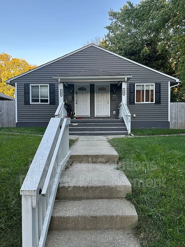 3 bed, 2.0 bath, 775 sqft, $1,550 — Photo 1