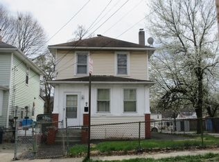 45 Maple St, Newburgh, NY 12550