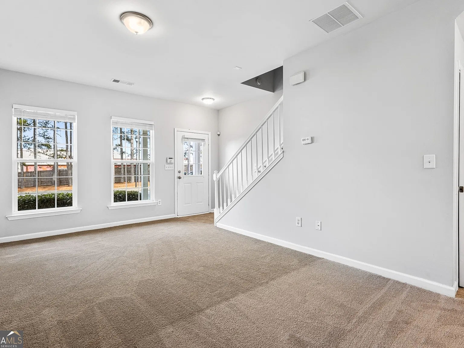 2 bed, 2.5 bath, 1295 sqft, $1,850 — Photo 4