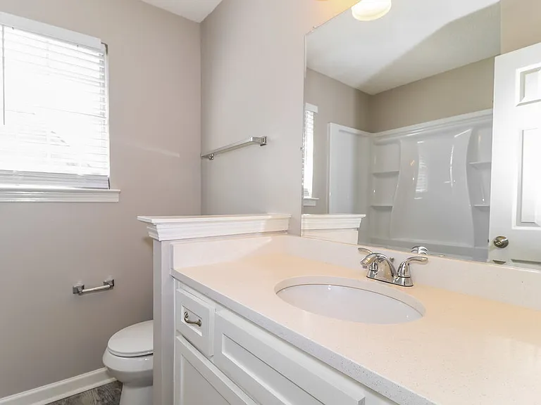 6175 Lake Front Dr — Photo 16