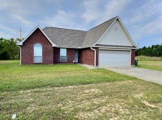 2309 Paula Cir, Ocean Springs, MS 39564