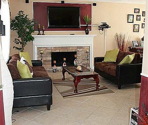 2nd image of 18003 Holly Forest Dr