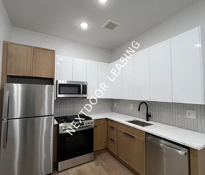 40 Lembeck Ave #204M — Photo 1
