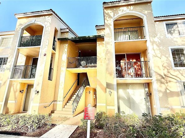 1739 Village Blvd APT 205