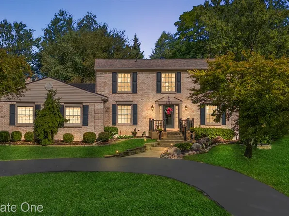 1854 Ludgate Ln, Rochester Hills, MI 48309