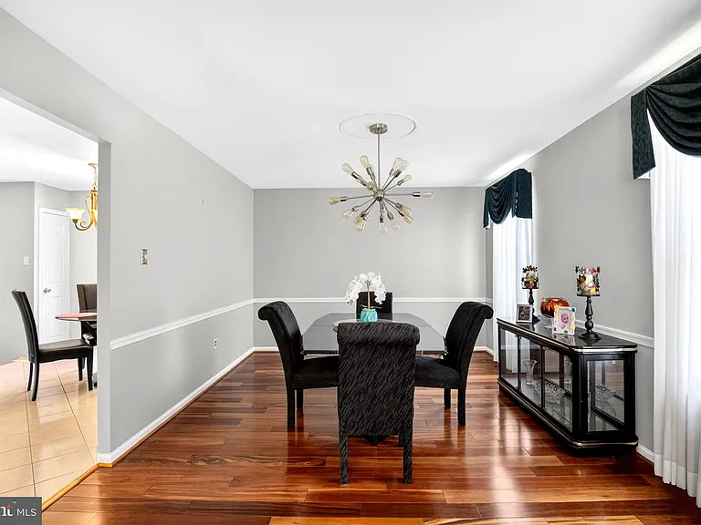 2 Merry Dell Dr — Photo 10