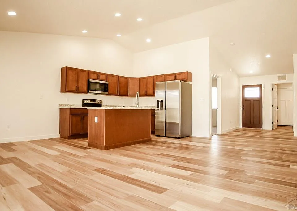 241 W Laurue Lane-Kit_11082024