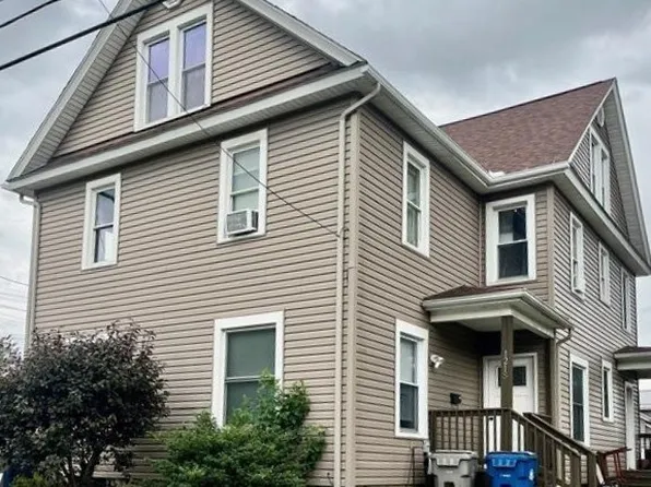 1218-1220 S Cottage St, Meadville, PA 16335