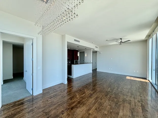 610 E Market St #2601 — Photo 9