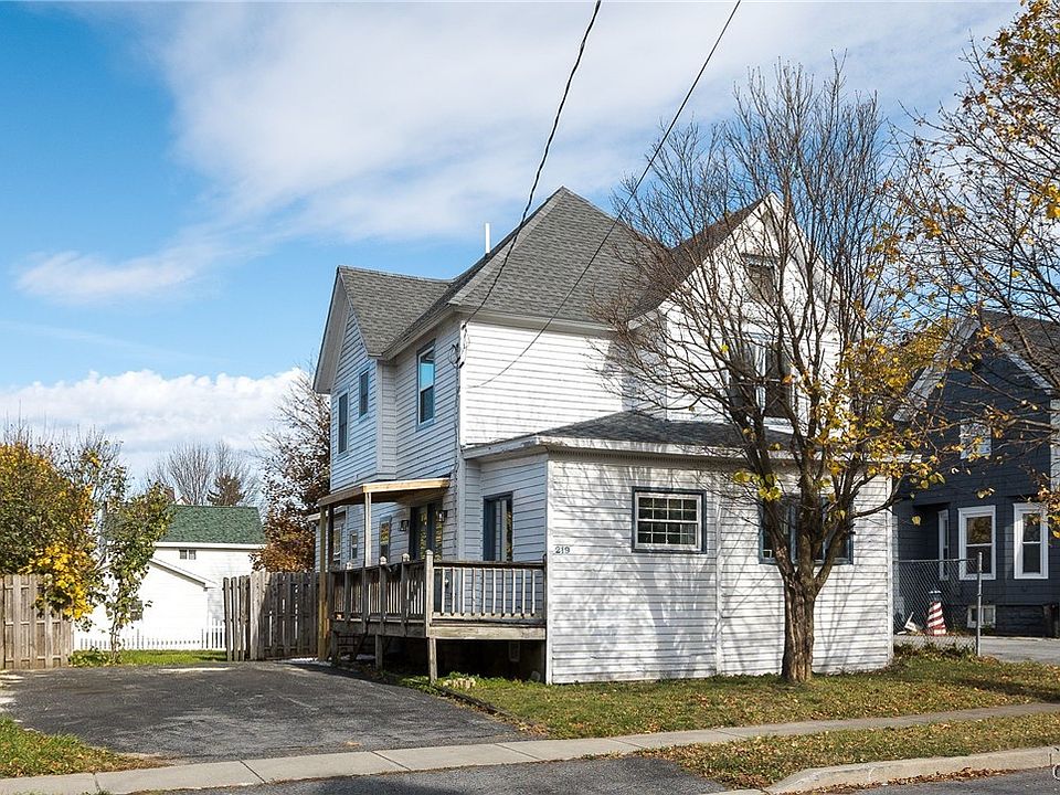 1st image of 219 Saint Mary St
