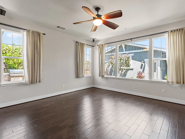 2795 Cooper Cir — Photo 49
