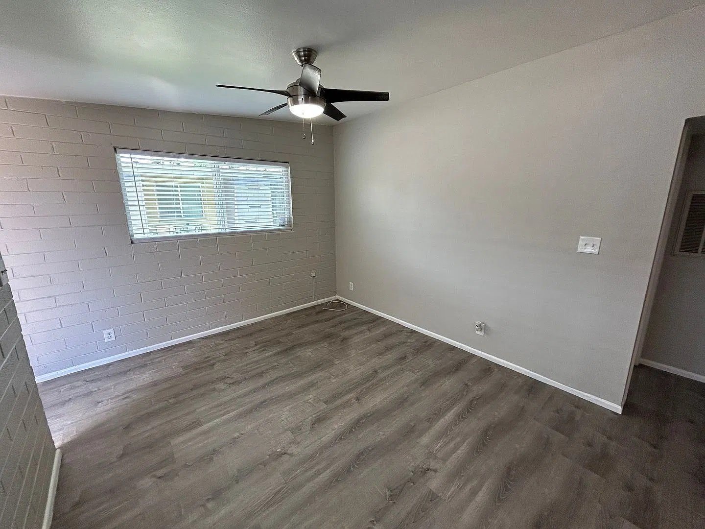 1 bed, 1.0 bath, 480 sqft, $900 — Photo 4