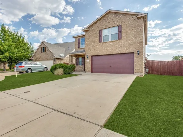 612 Lazy Crest Dr, Fort Worth, TX 76140