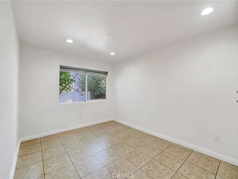 10163 Petit Ave — Photo 18