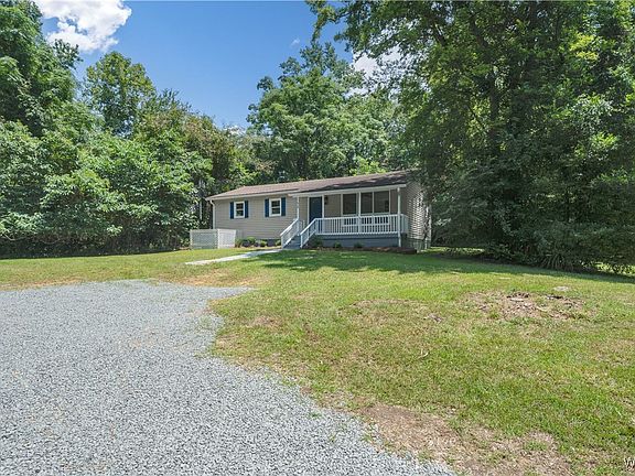 4th image of 928 Saint Paul Dr
