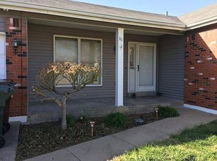 311 Trailview Ave, Saint Peters, MO 63376