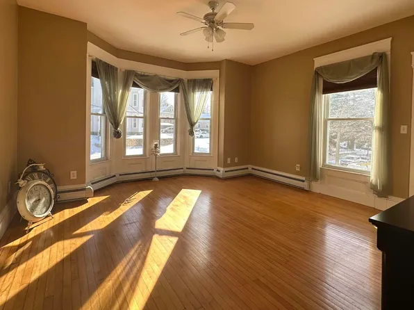 313 Bridge Street #3, Manchester, NH 03104