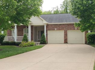 859 Waterford Villas Dr, Lake Saint Louis, MO 63367