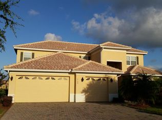 2100 Majestic Eagle Pl, Kissimmee, FL 34746