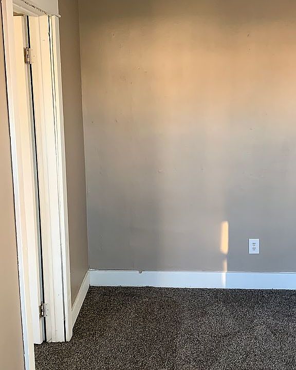 1st image of 2449 Neva Dr