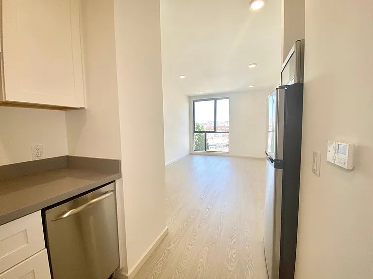 1335 Folsom — Photo 27
