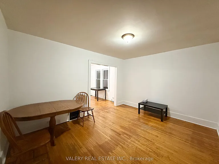 1093 Howard Ave #4 — Photo 4