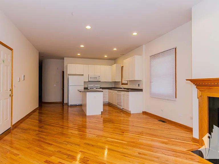 2719 N Wayne Ave #2S — Photo 4