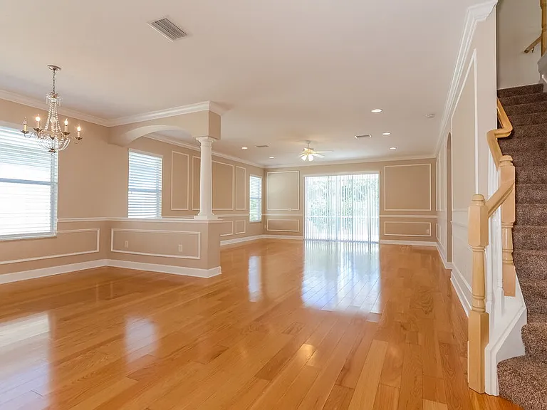 7830 Grasmere Dr — Photo 4