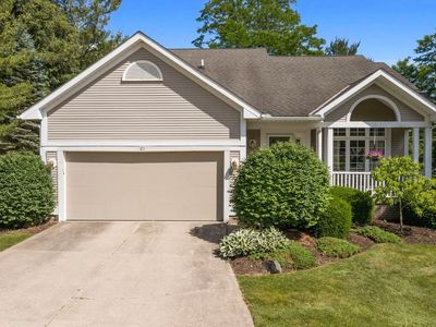 101 Clubside Ct, Chardon, OH, 44024
