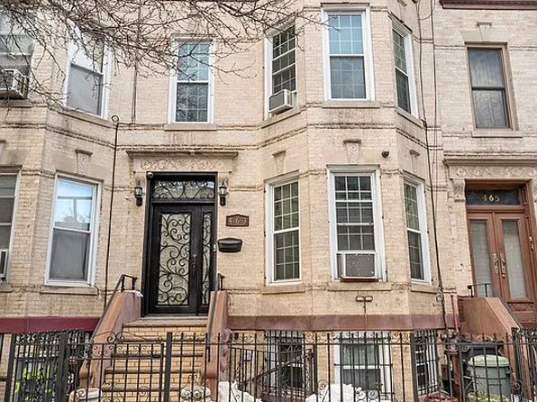 463 Bainbridge St, Brooklyn, NY 11233