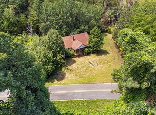 211 Luckadoo Rd, Bostic, NC 28018