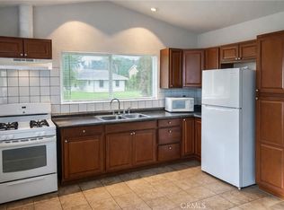 494 Alta Mesa Dr, Riverside, CA 92507