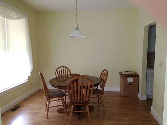 5th image of 767 Oakpointe Dr