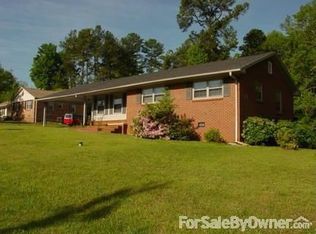 504 Sunset Dr, Abbeville, SC 29620