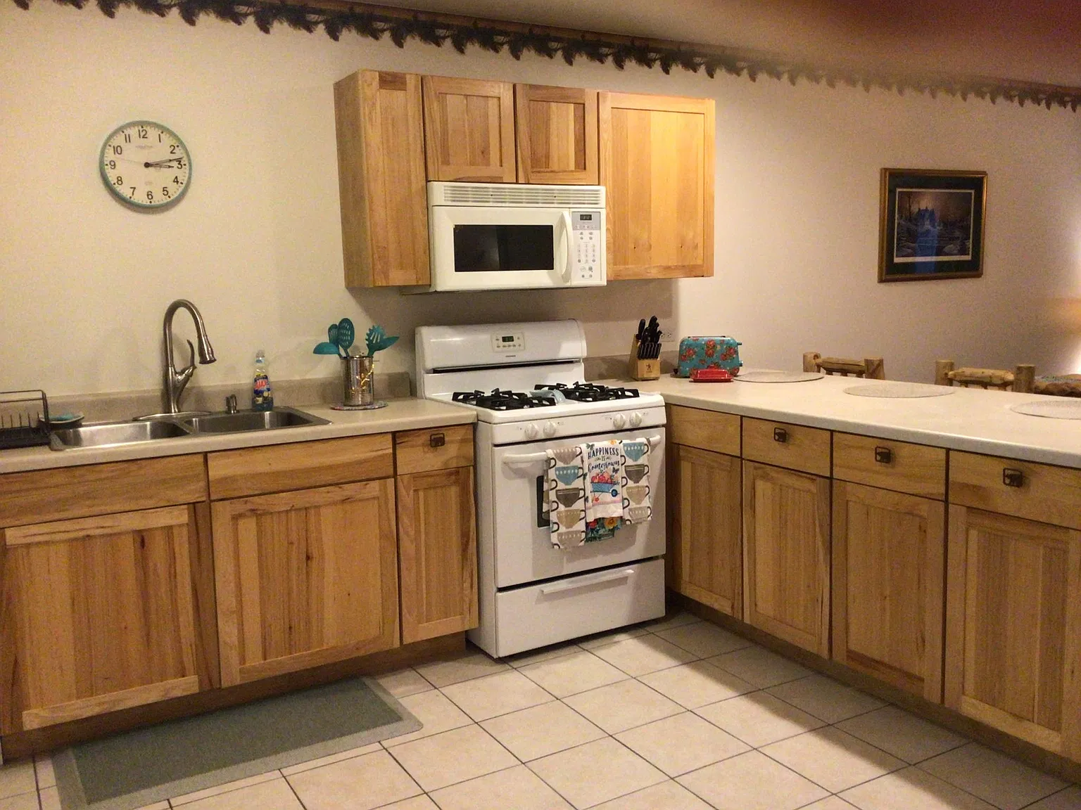 2 bed, 1800 sqft, $1,500 — Photo 3