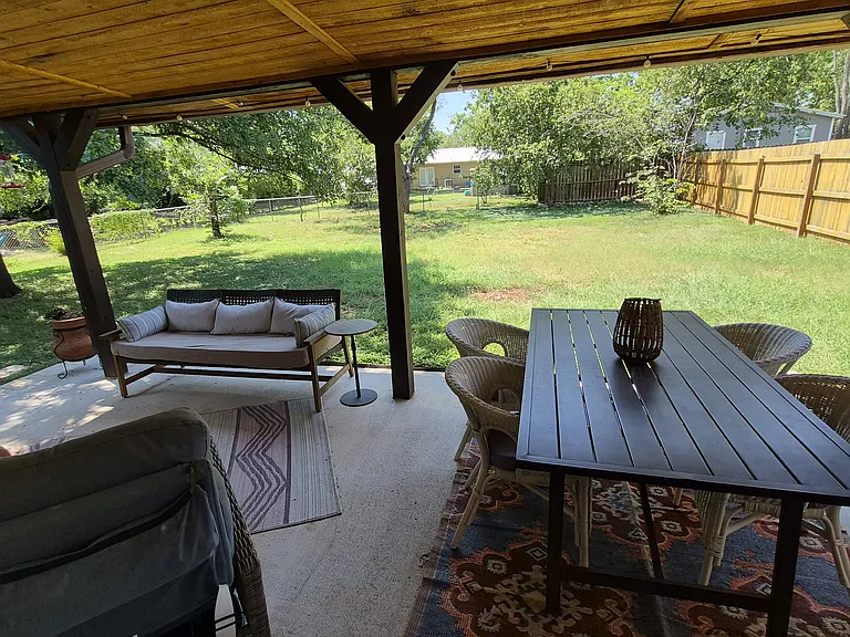 502 E Ash Dr — Photo 10