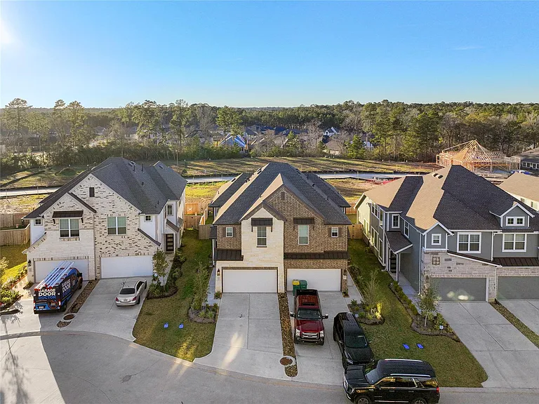 632 Silver Pear Ct — Photo 1