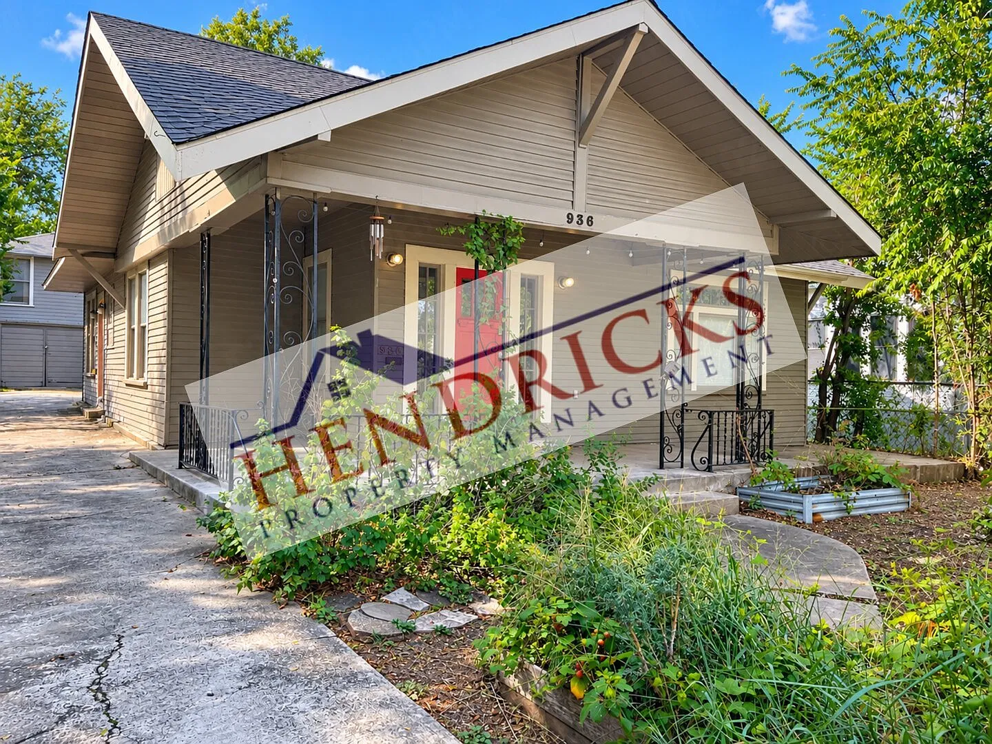 936 West Summit Ave, San Antonio, TX 78201 | Home for Rent — Photo 2
