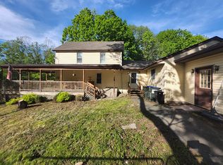 255 Clove Rd, Salisbury Mills, NY 12577