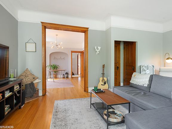 4th image of 1839 W Warner Ave APT 3