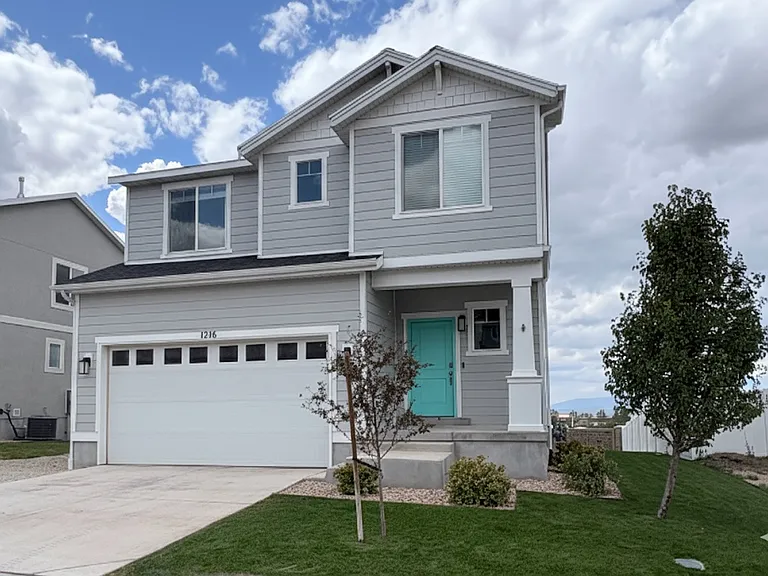 1216 S Raintree Ln — Photo 1