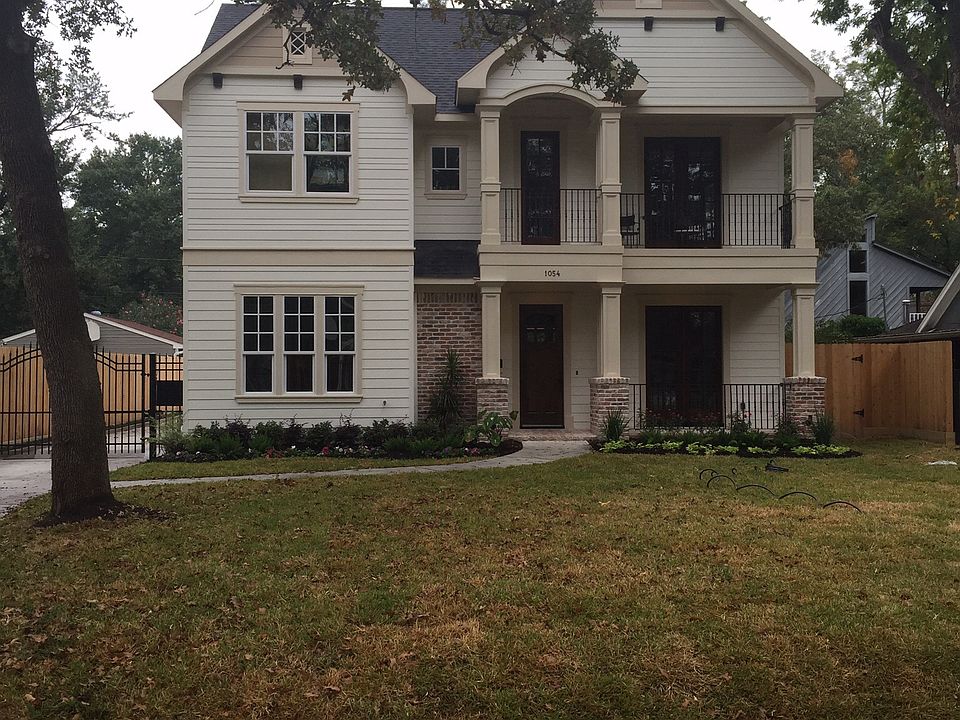 2nd image of 1054 W 42nd St